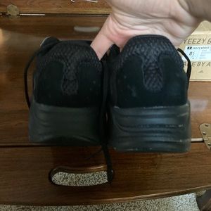 Yeezy boost 700 triple black